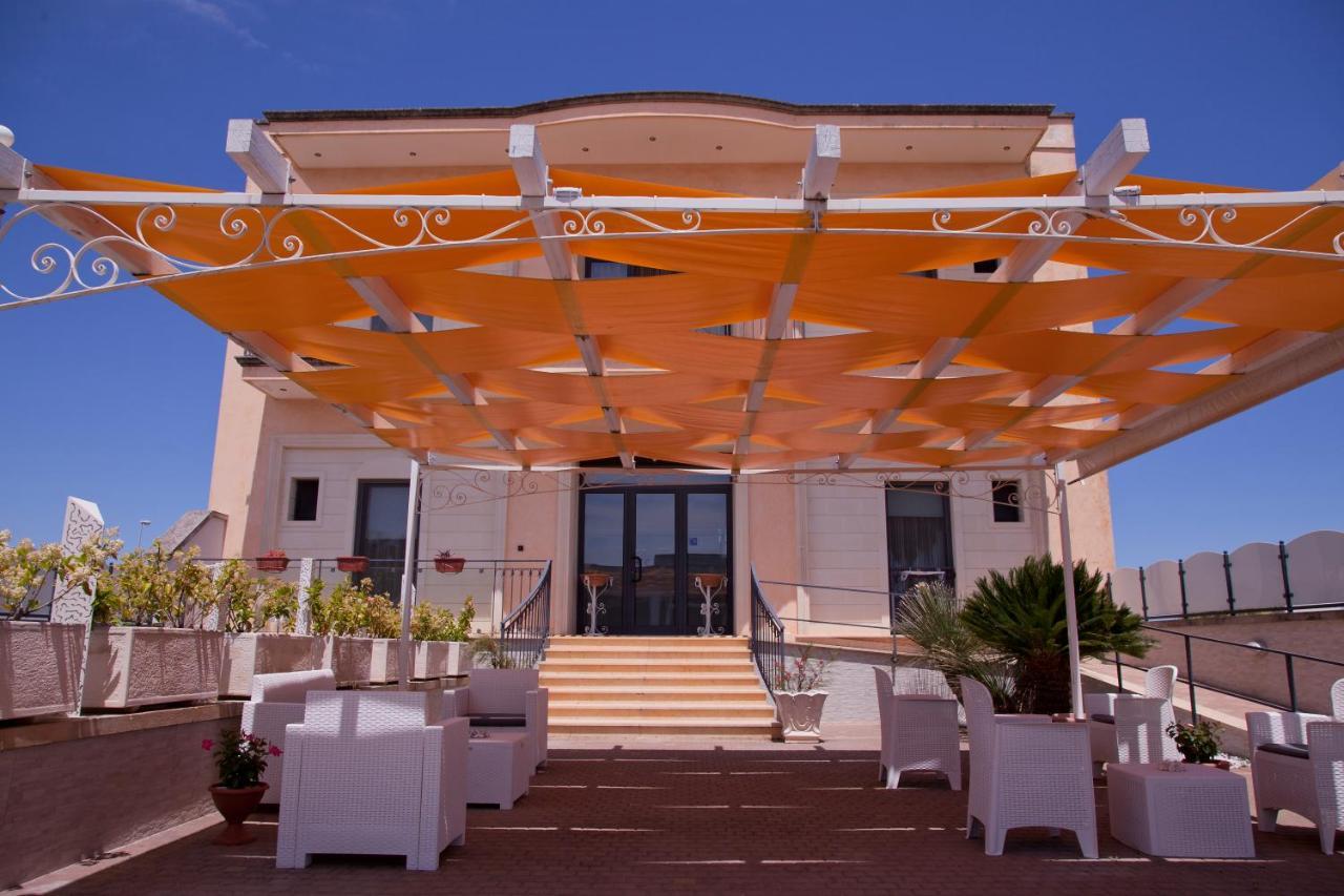 B&B Kalinifta Residence Carpignano Salentino Bagian luar foto
