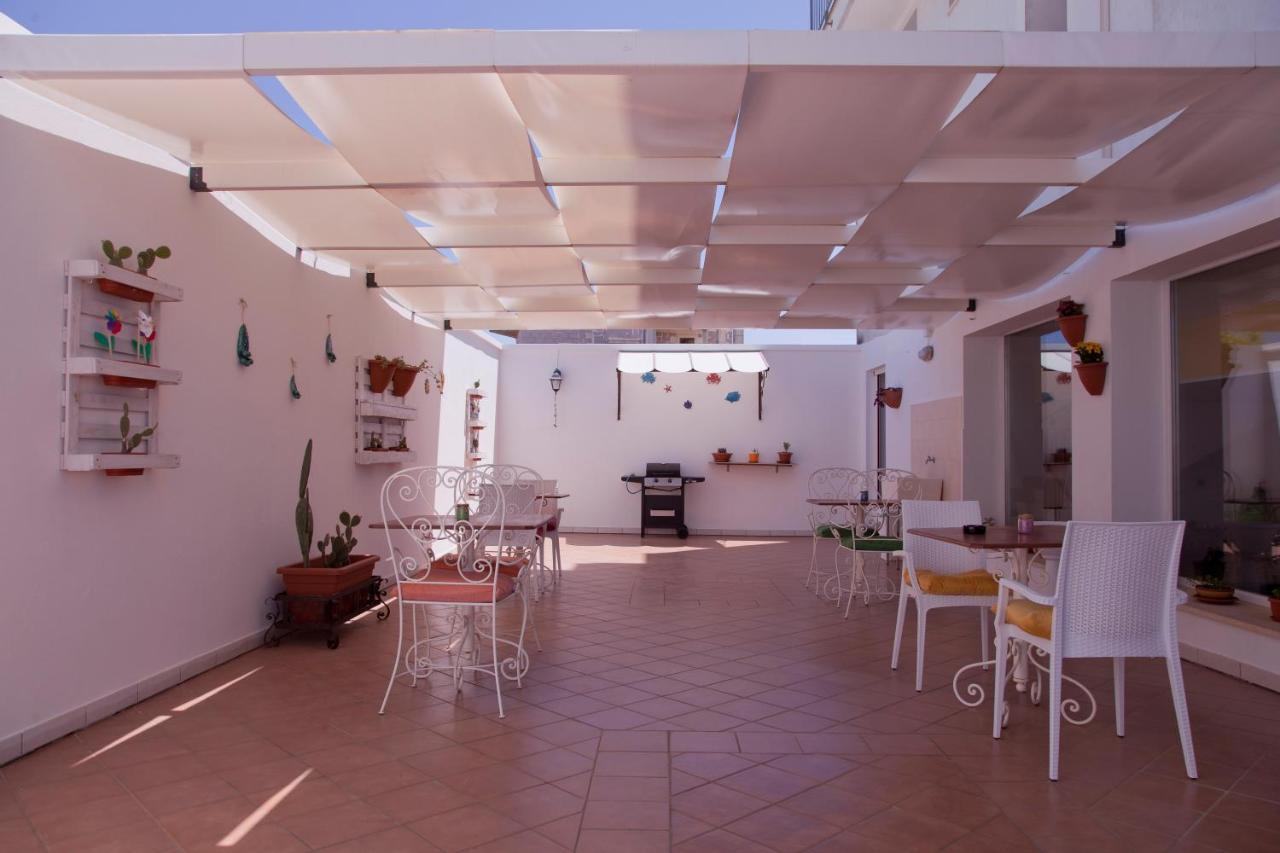 B&B Kalinifta Residence Carpignano Salentino Bagian luar foto